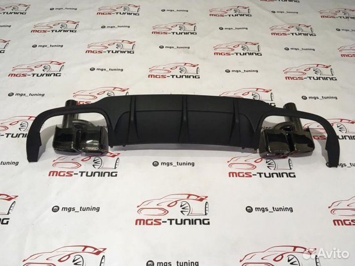 Mercedes С63 AMG диффузор с насадками ромб