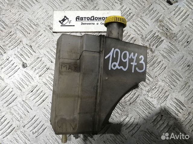 Расширительный бачок Nissan Note E11, Tiida C11