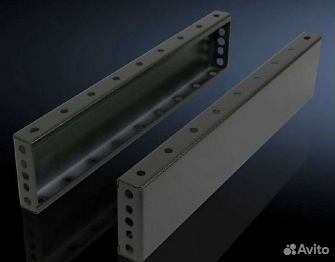 Панели цоколя боковые Rittal