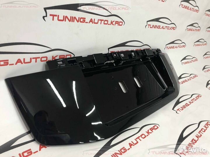 Накладка под номер на 5-ю дверь Toyota Land Cruise