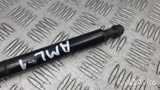 Амортизатор капота BMW X5 E53 (AML01D701)