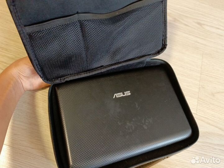 Ноутбук Asus eee1001px