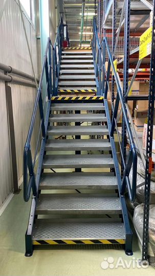 Мезонин полочный, производства Мекалюкс Mecalux