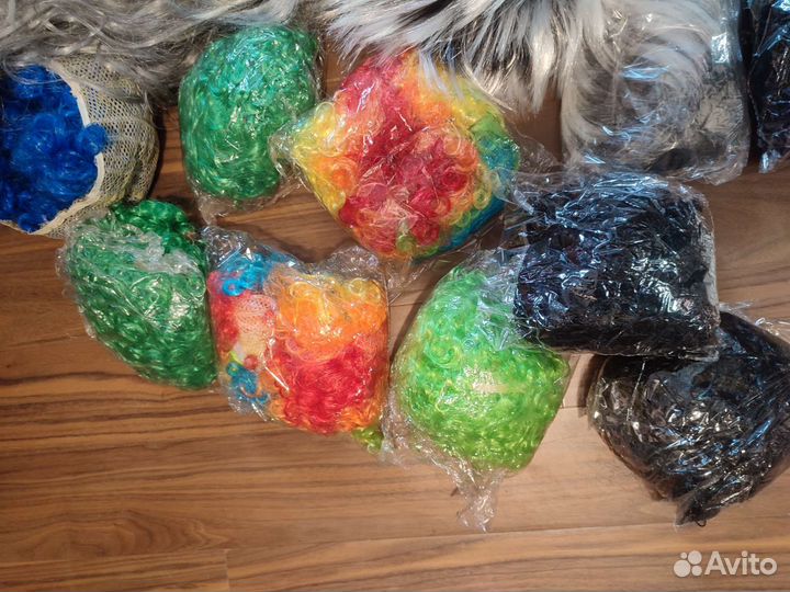 Парики цветные