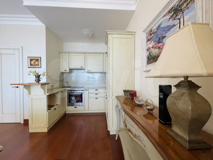 2-к. апартаменты, 98 м², 3/14 эт.