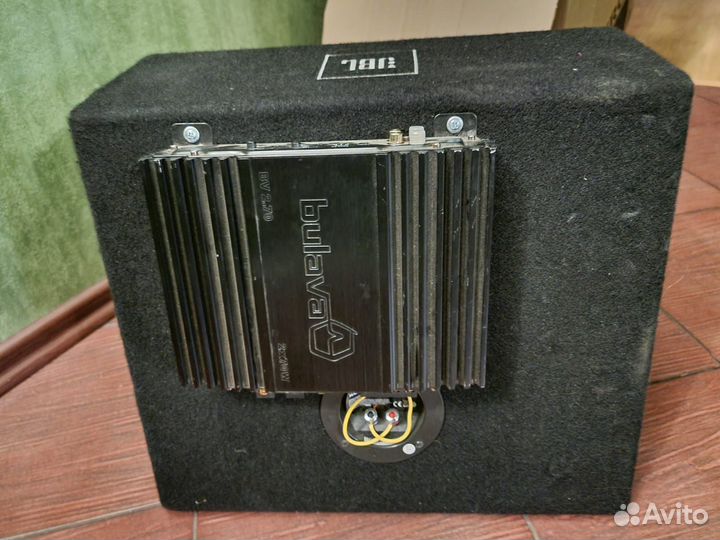 Автомобильный сабвуфер JBL Stage 1200B Усилитель