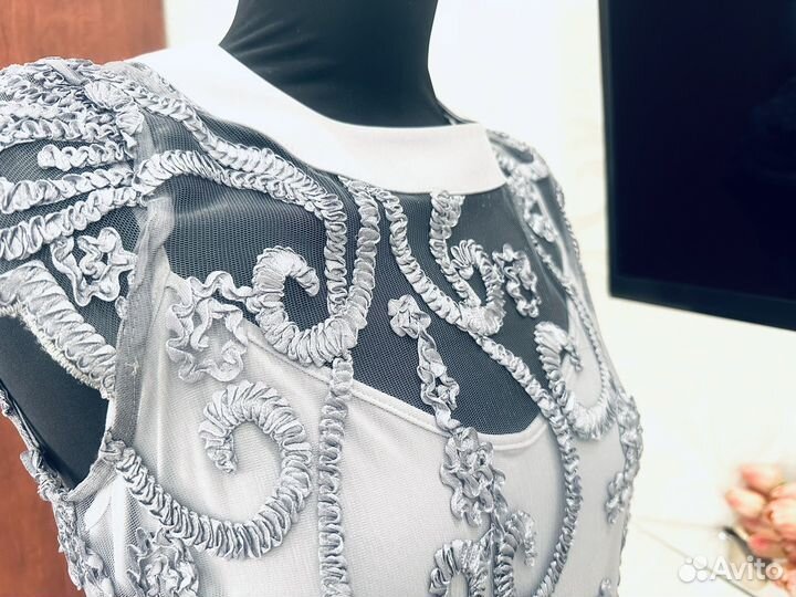 Нарядное кружевное платье 44 46 Bella Donna