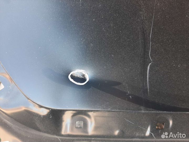 Правый крыло на camry 55