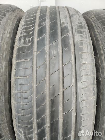 Mitsubishi Asx 215/65R16