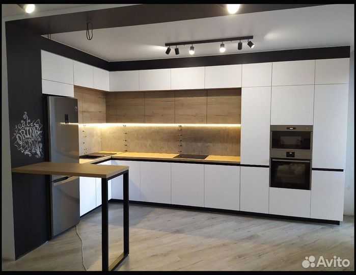 Кухня угловая новая