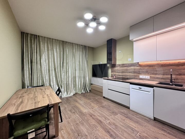 2-к. квартира, 60 м², 17/24 эт.