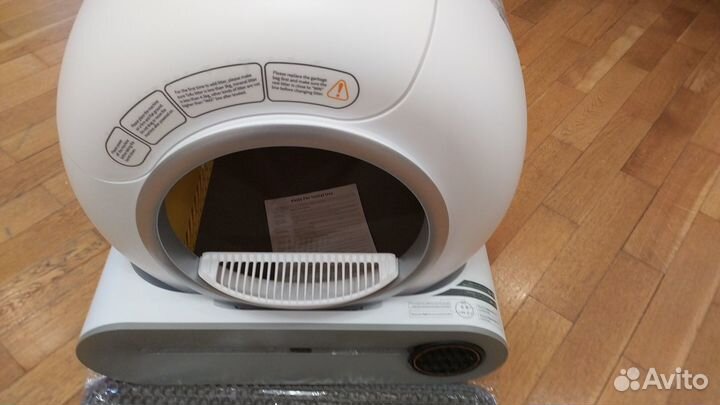 Автоматический самоочищающийся туалет для кошек