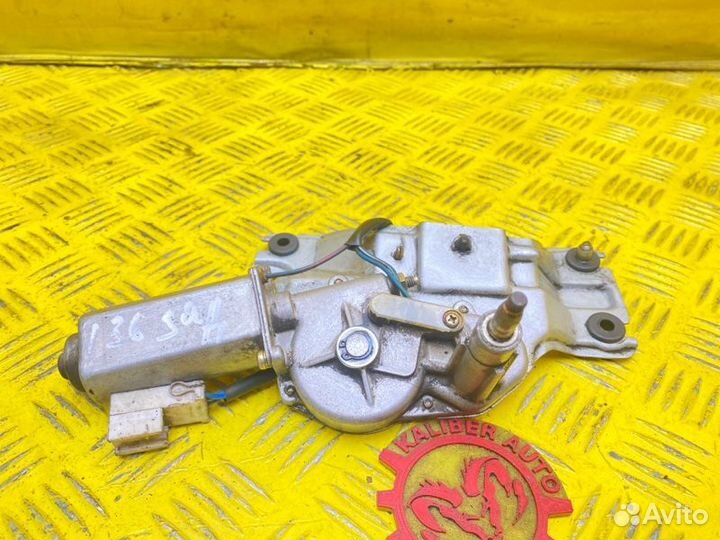 Моторчик стеклоочистителя задний Mitsubishi Pajero