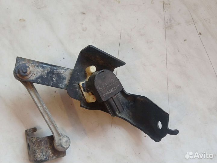 Датчик высоты просвета перед Subaru BP