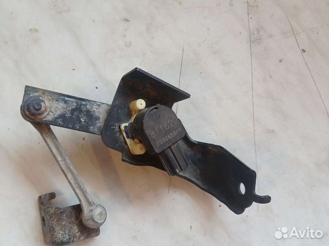 Датчик высоты просвета перед Subaru BP