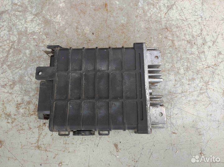 Блок управления двигателем Фольксваген Пассат Б3