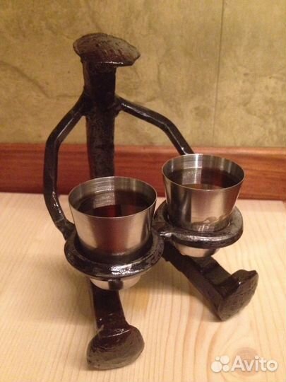 Человечек со стопками