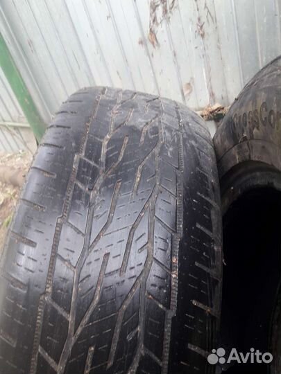 Continental ContiCrossContact LX2 215/60 R17