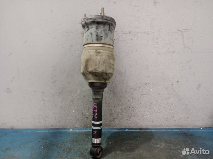 Пневмостойка передняя левая Lexus Ls430 UCF30