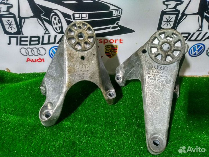Кронштейны опоры двигателя Audi Q7