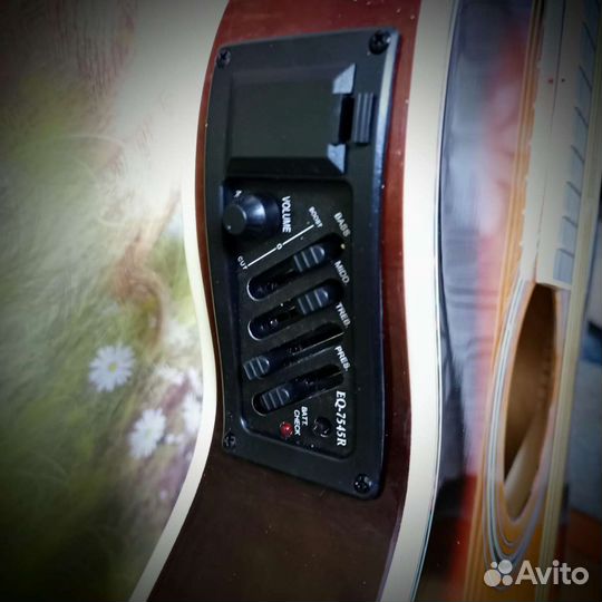 Электроакустическая гитара Sunburst