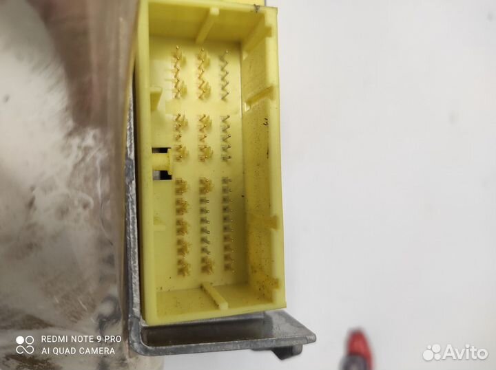 Блок управления AIR BAG Toyota Corolla E150