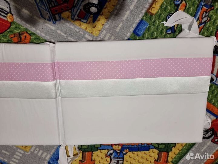 Комплект белья в детскую кроватку (бортики)