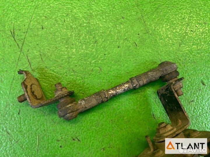 Датчик уровня кузова передняя mitsubishi delica D: