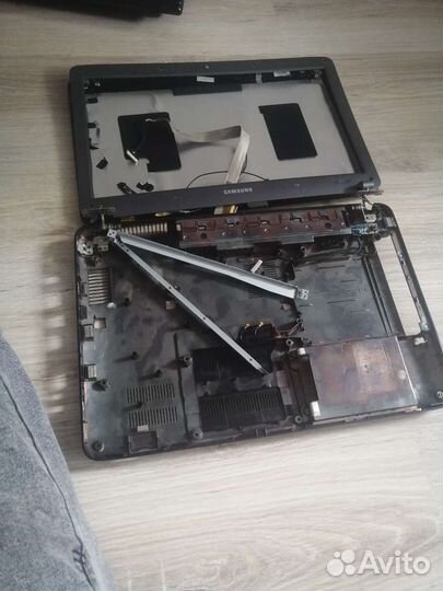Крышка и рамка ноутбука Samsung r525