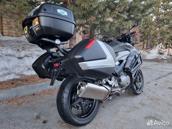 Honda VFR800X Crossrunner 2013