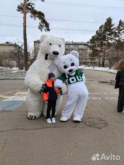 Зайка поздравляет