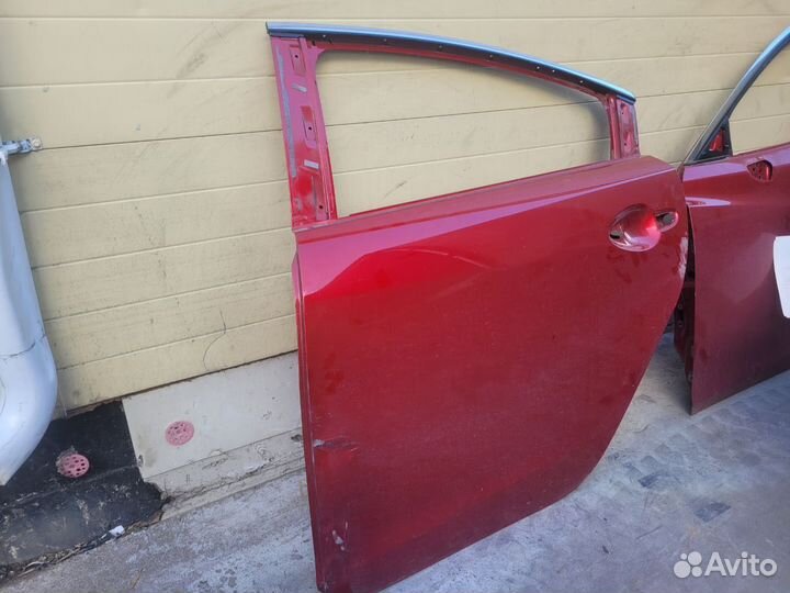 Задние левые двери Mazda GJ 2017