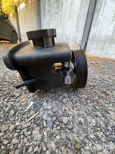 Насос гур мерседес w211 w204 w203 w212