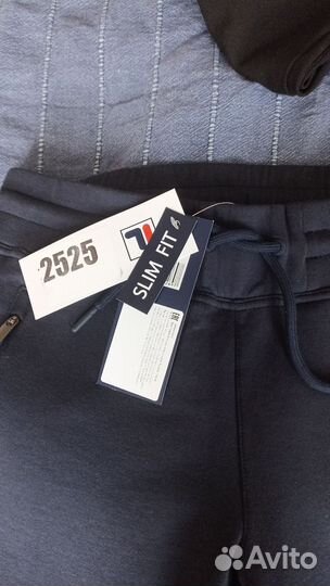 Спортивный костюм Fila женский 46 размер