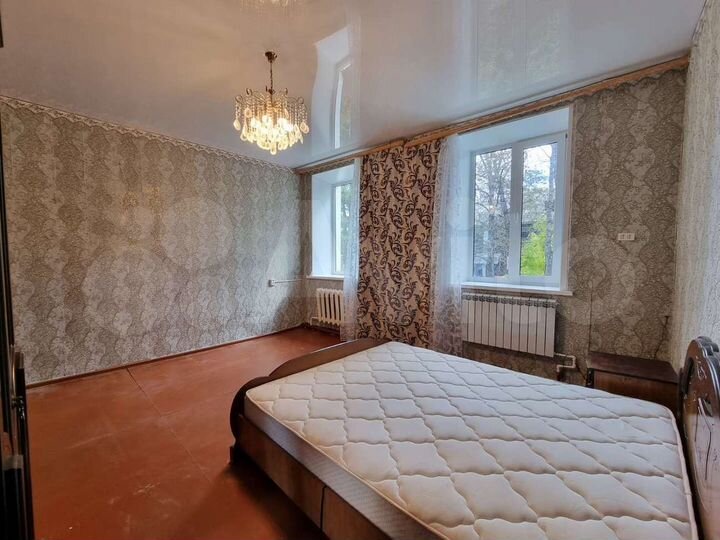 4-к. квартира, 120 м², 2/2 эт.