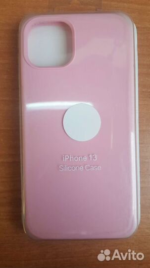 Чехол на iPhone 13