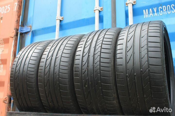 Bridgestone Potenza RE050A 235/35 R19 110V