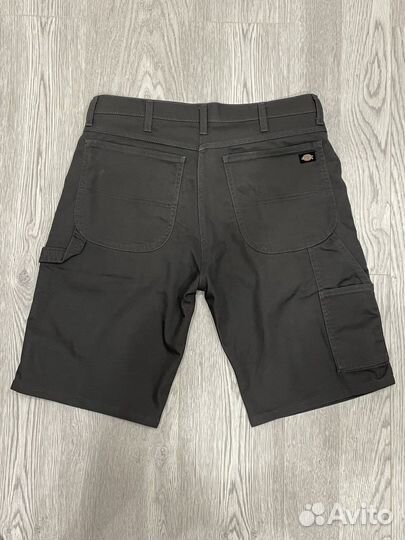 Шорты Dickies flex на руках
