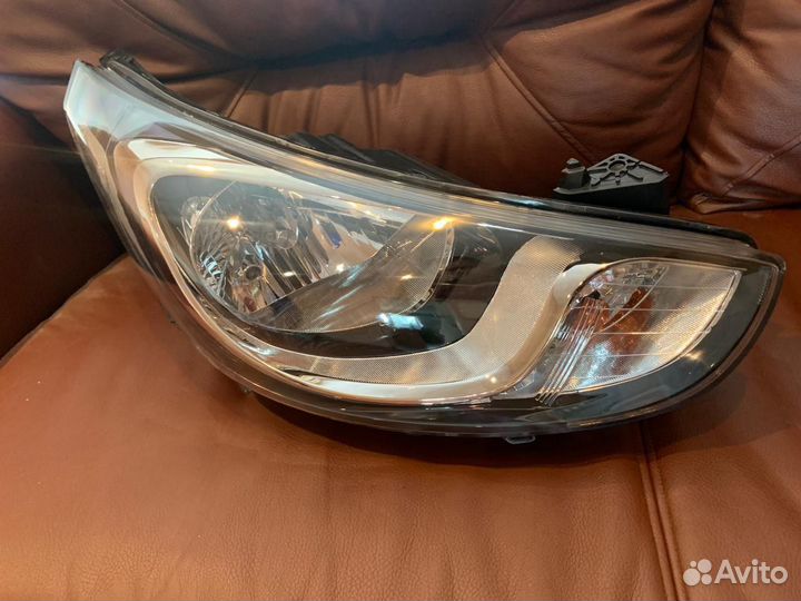 Фара левая правая Hyundai Solaris I с корректором
