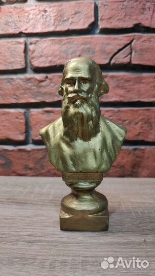 Бюст из гипса Лев Толстой