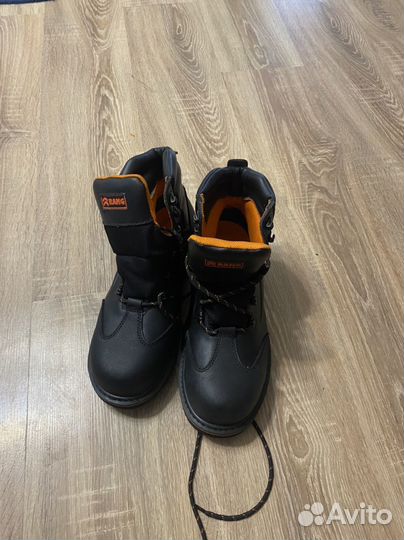 Ботинки мужские 42 размер новые