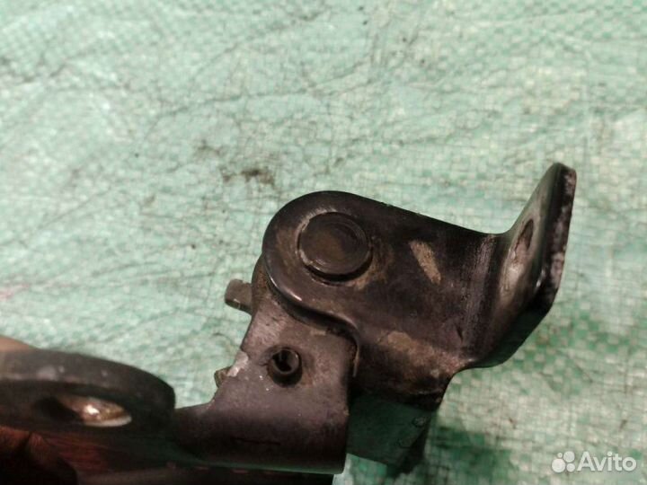 Петля откидного борта Land Rover Range Rover 2