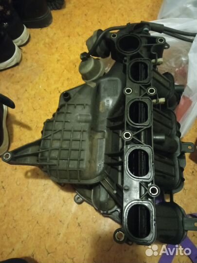 Впускной коллектор мазда6gg LF15