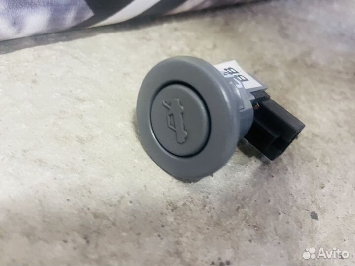 Кнопка открывания багажника Lacetti Лачетти