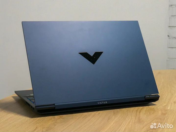 HP Victus 16-e0009ur