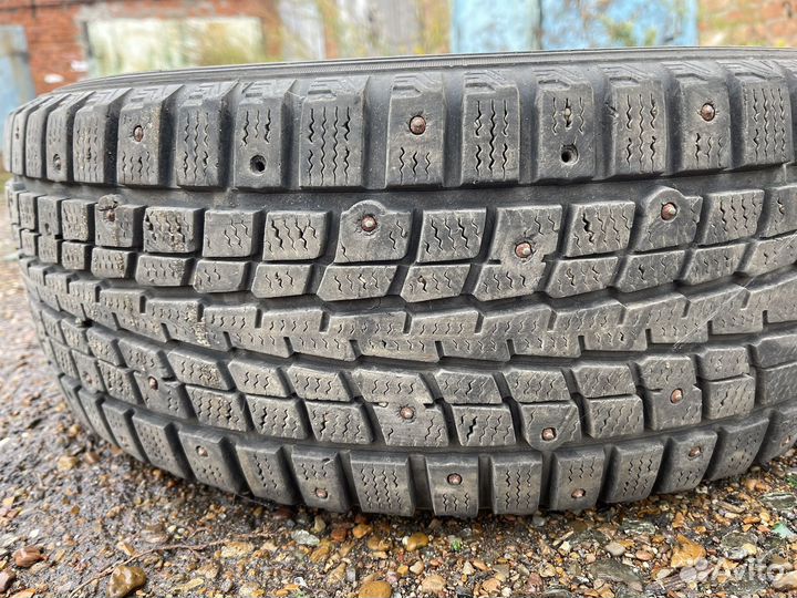 Dunlop SP Winter Ice 02 205/65 R15