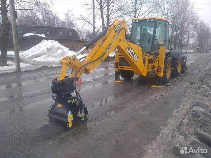 Экскаватор погрузчик JCB : Фреза дорожная ; гидром