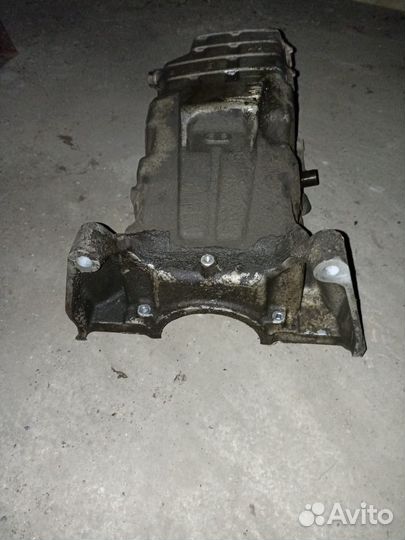 Поддон Honda Fit