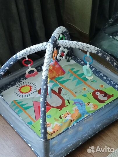 Развивающий коврик для малышей