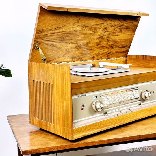 Винтажный приемник saba Германия (редкий)